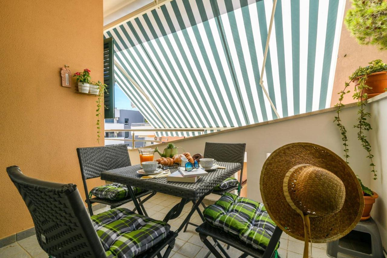 Apartment Sea Премантура Екстериор снимка