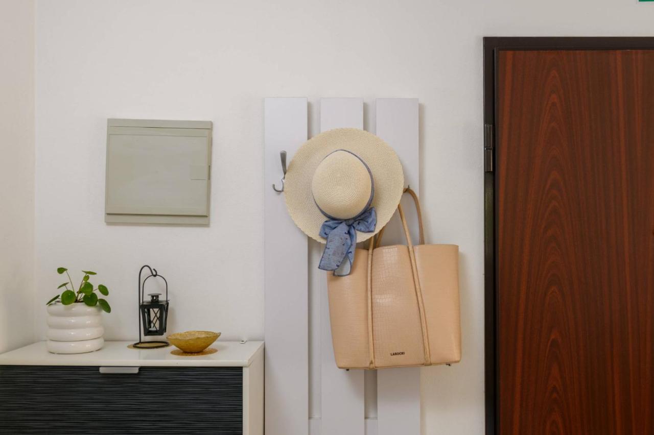 Apartment Sea Премантура Екстериор снимка
