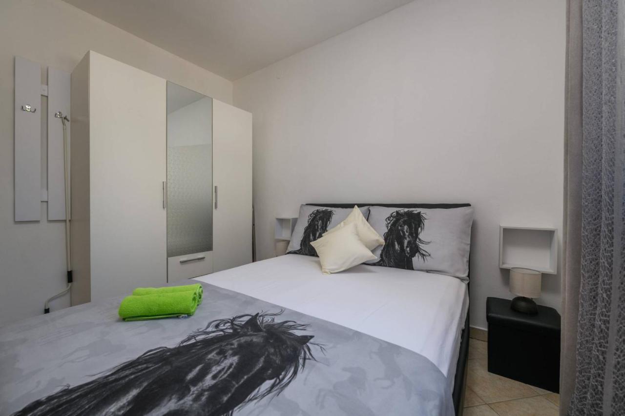 Apartment Sea Премантура Екстериор снимка